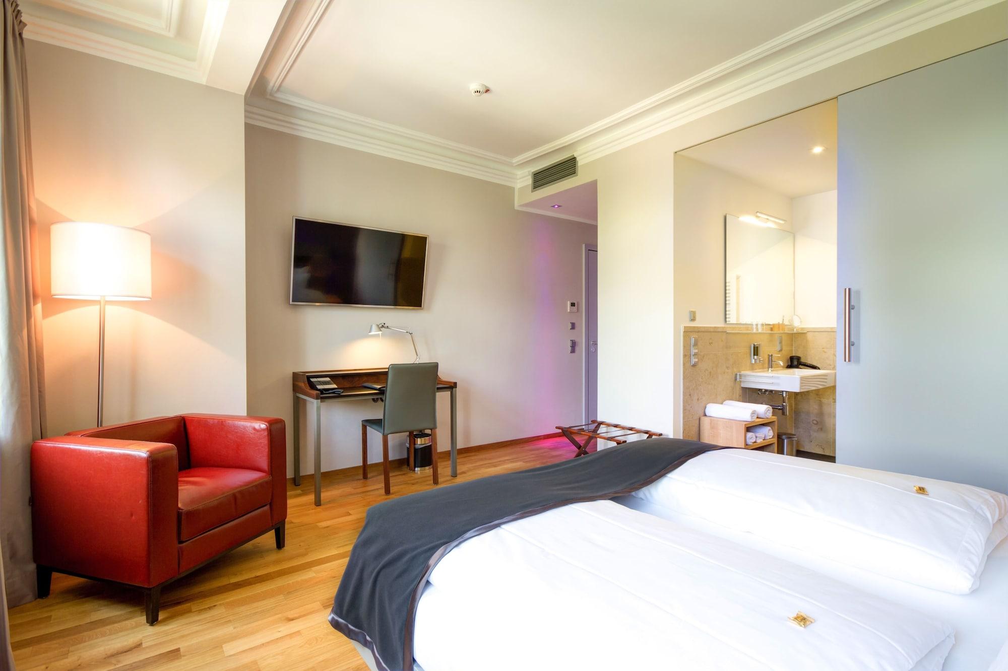 Qube Hotel Bergheim Heidelberg Bagian luar foto