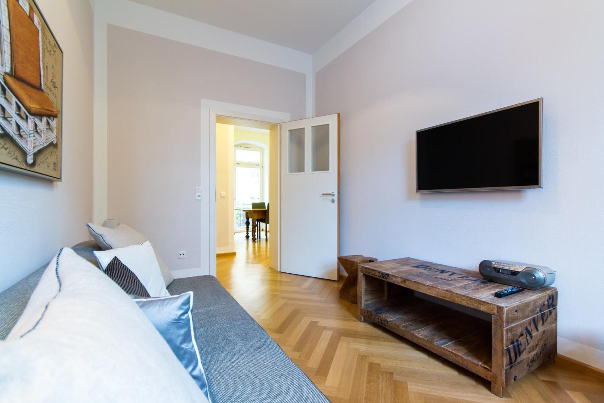 Qube Hotel Bergheim Heidelberg Bagian luar foto